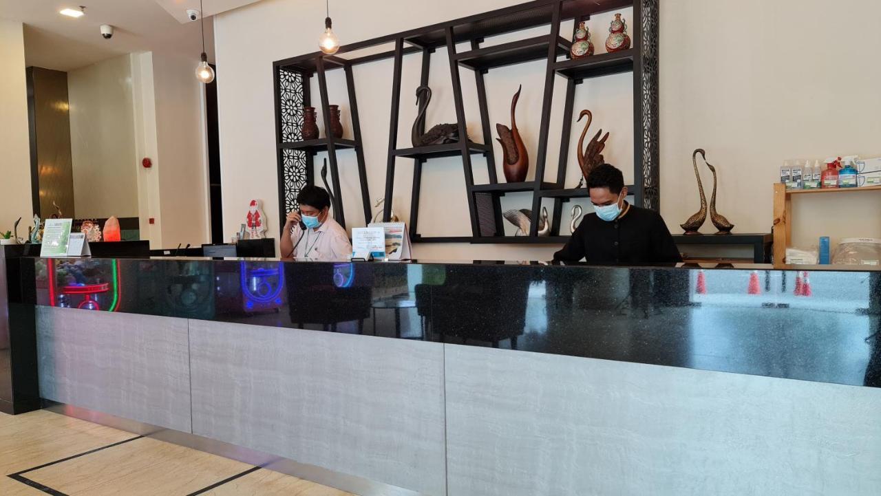 Swan Garden Hotel Malacca Exterior foto