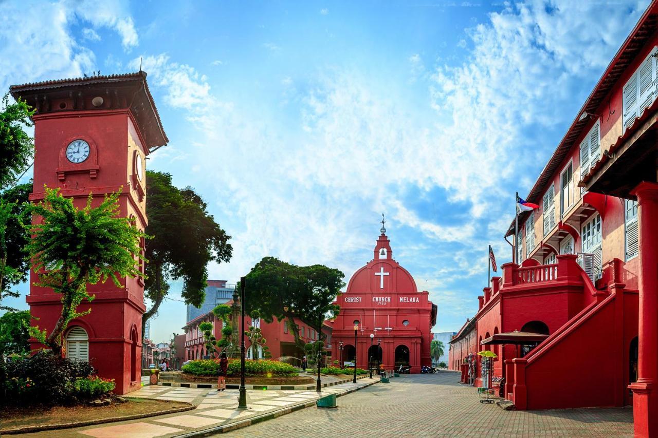 Swan Garden Hotel Malacca Exterior foto