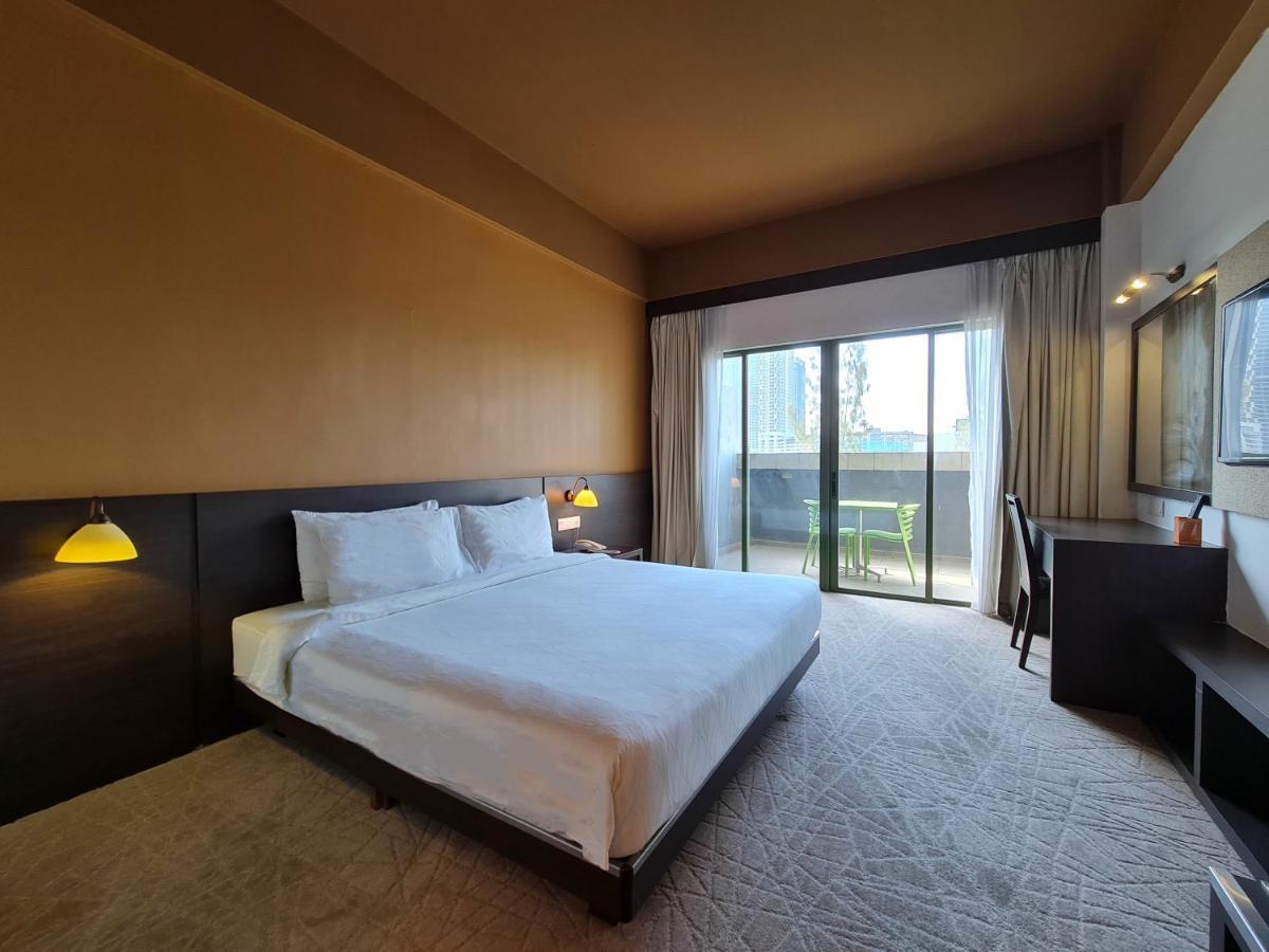 Swan Garden Hotel Malacca Exterior foto